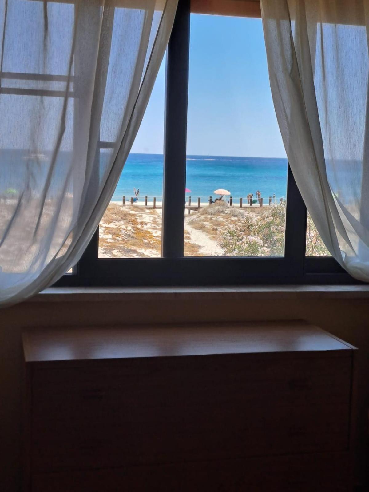 Sulla Spiaggia La Caletta Eksteriør billede